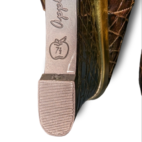 Apple Bottoms Heels ๐ 7ยฝ - Picture 11 of 12